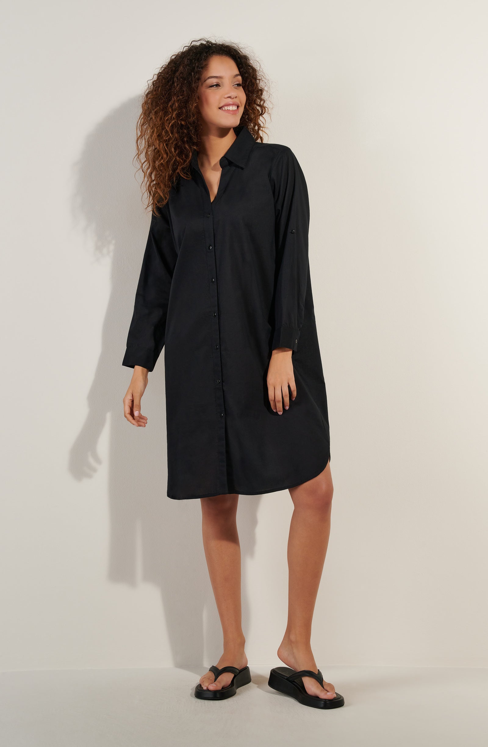 cassandre black shirt dress