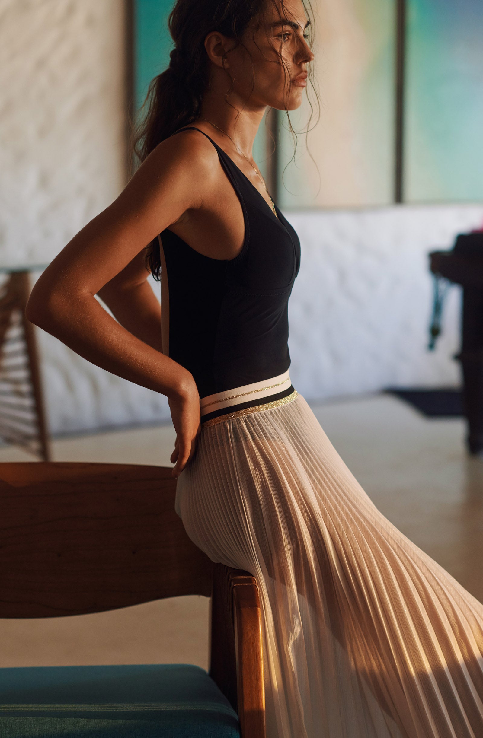 jankan long white pleated skirt