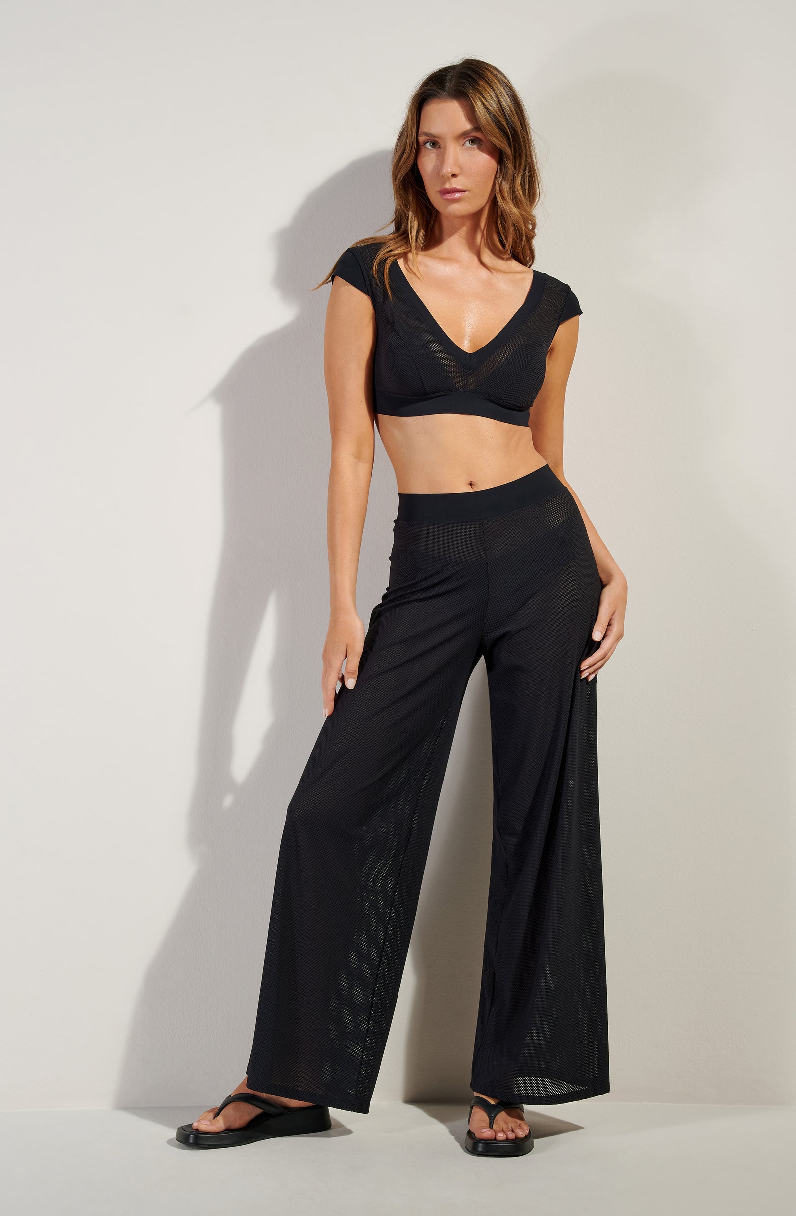 yara Straight black pants
