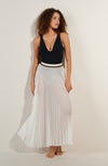 jankan long white pleated skirt