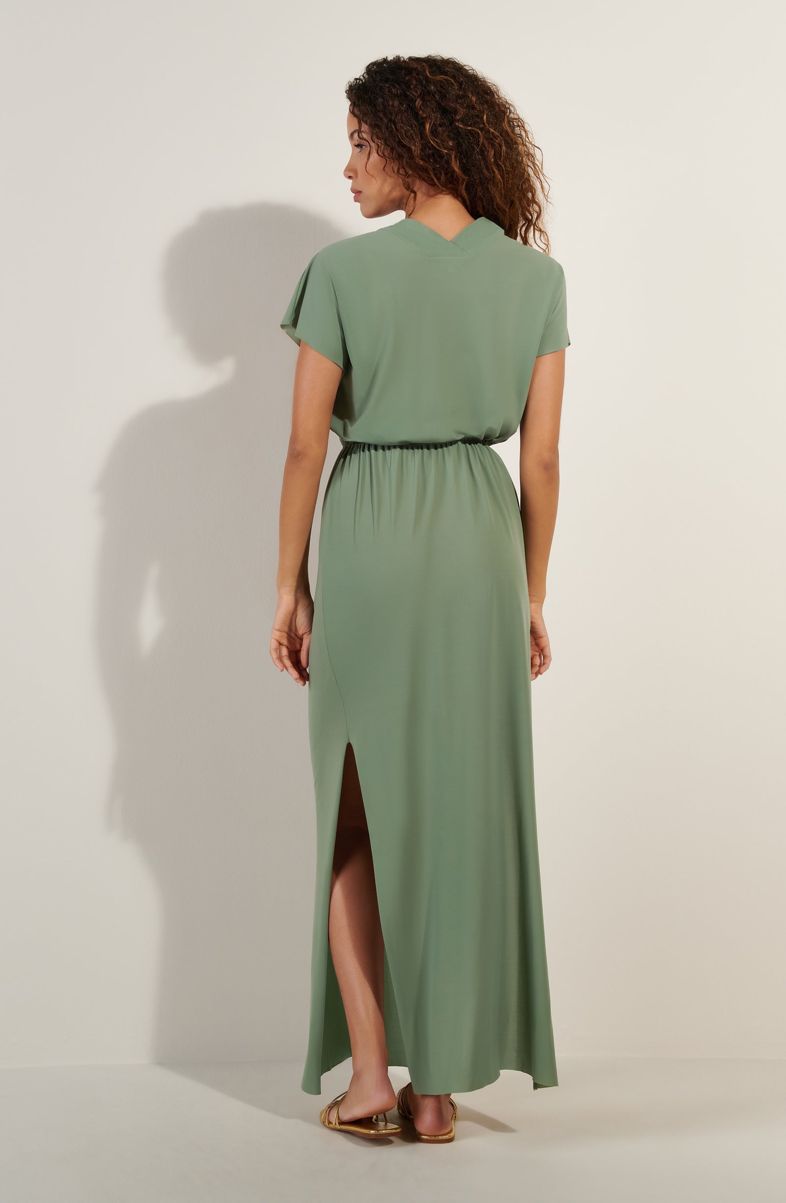 taya Longue robe ample en voile léger amande