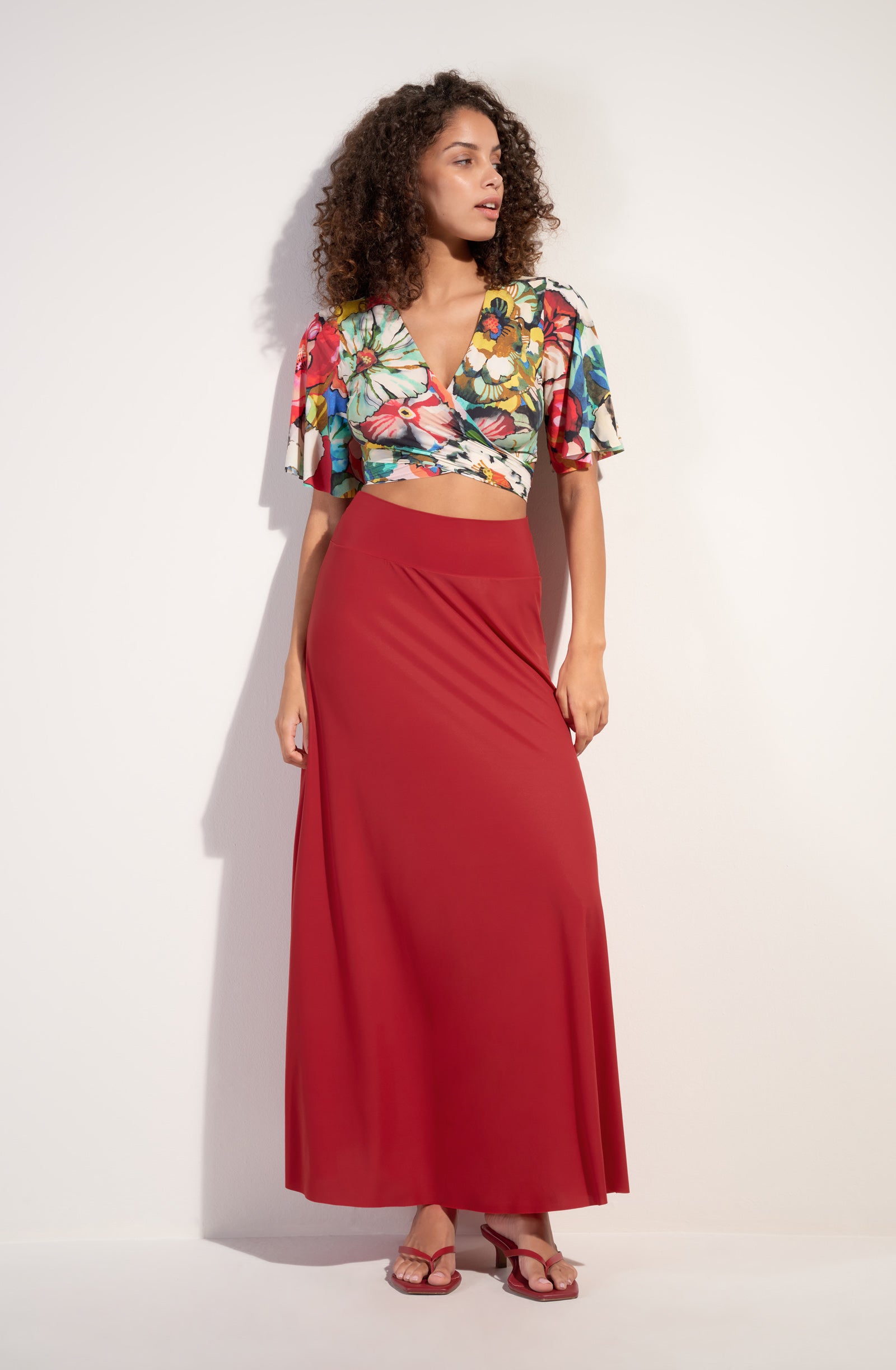 Long madder red multiposition skirt