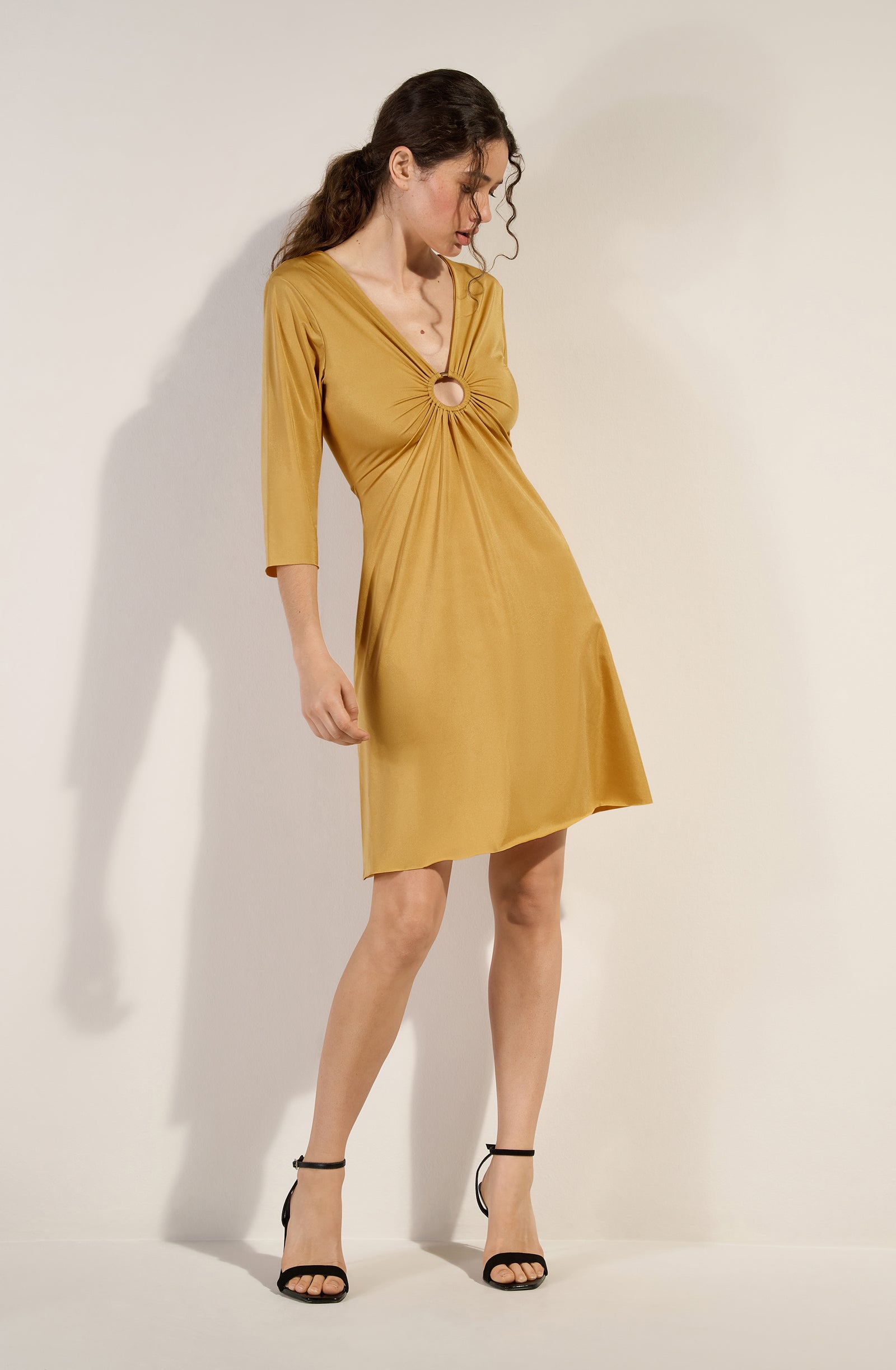 milie Gold short dress 3/4 with sleeves