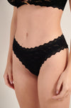 maili black lace bottoms