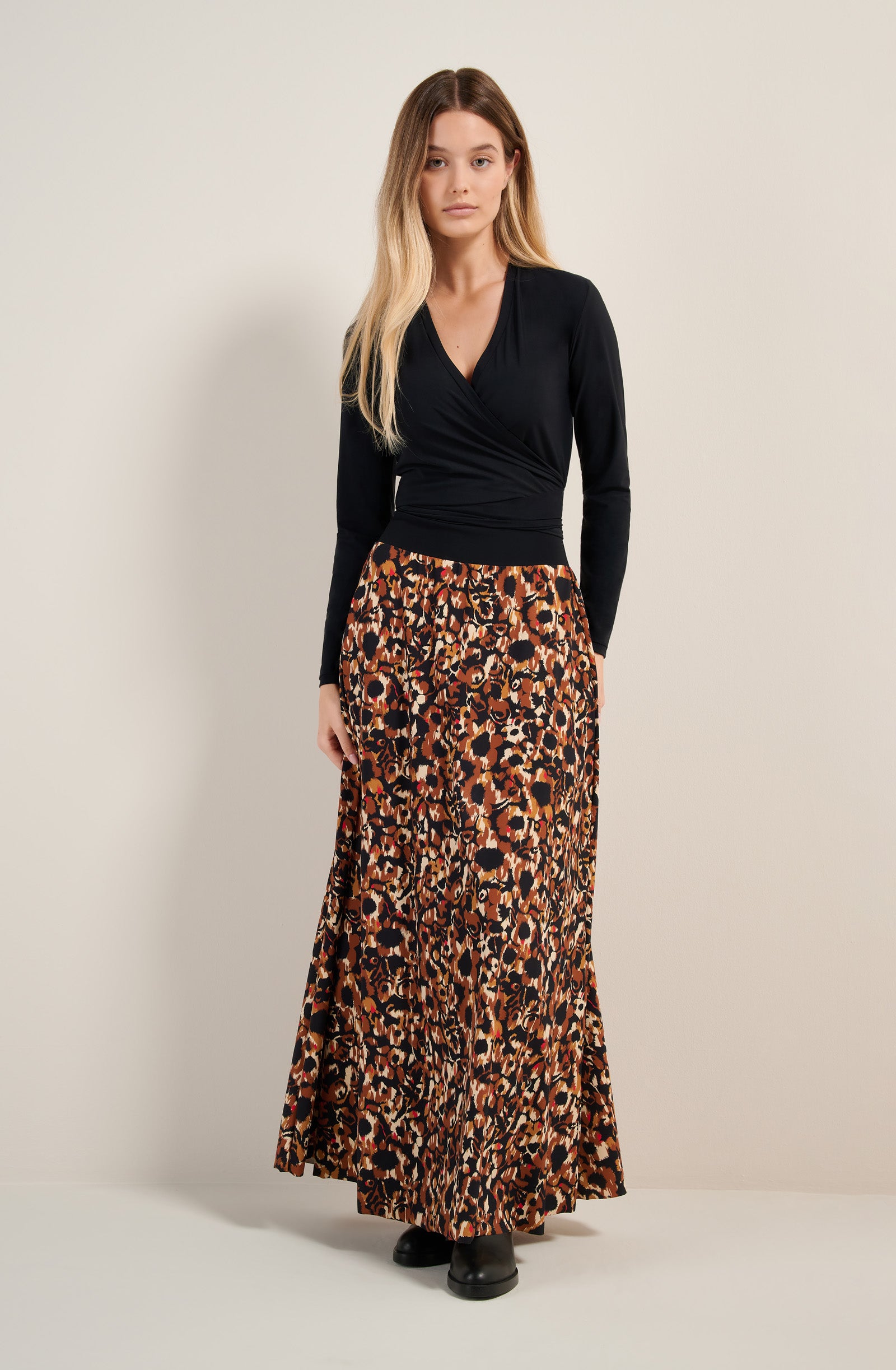 scotty long poppys print skirt