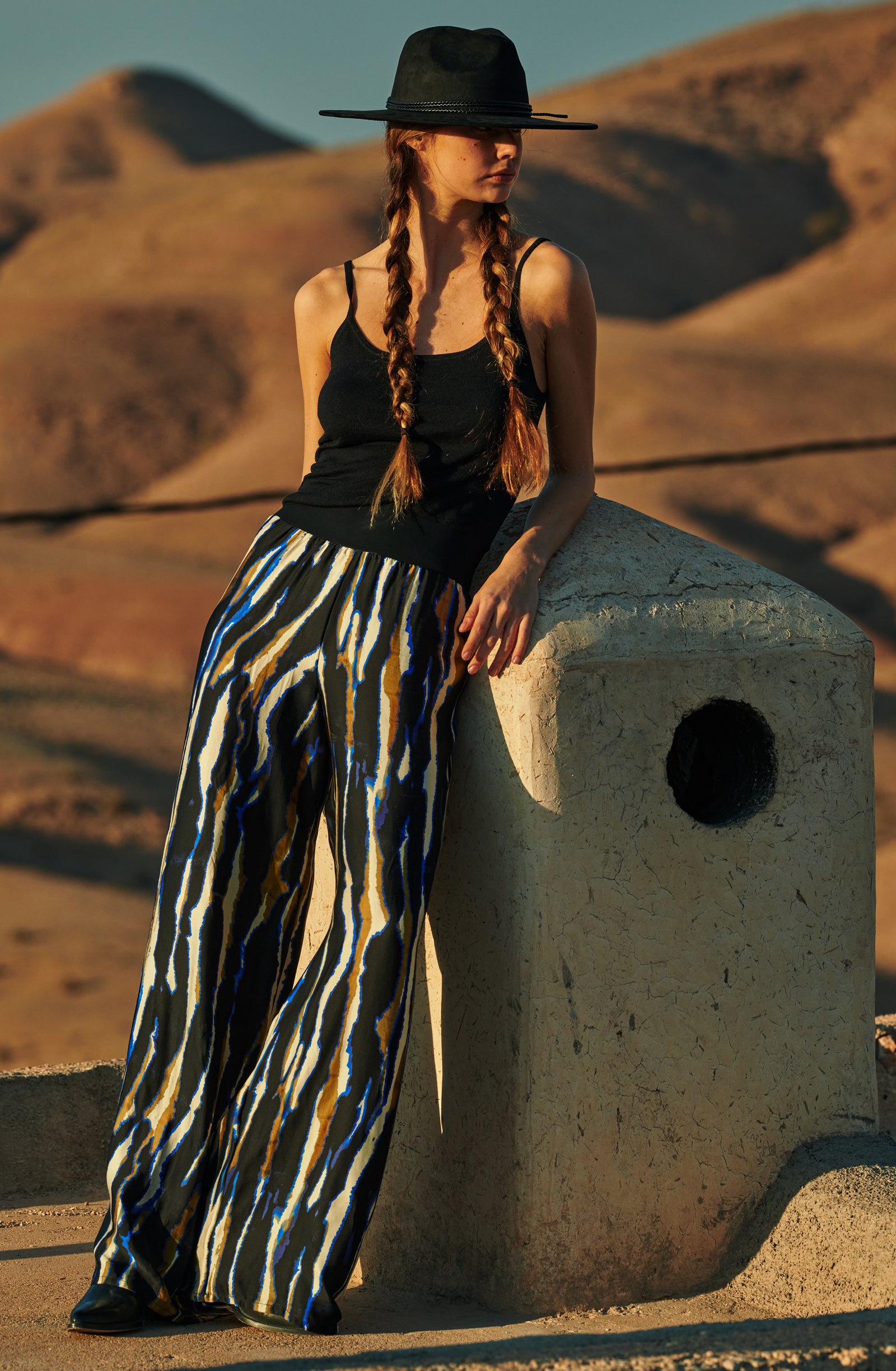 balie
Tie and dye large pants