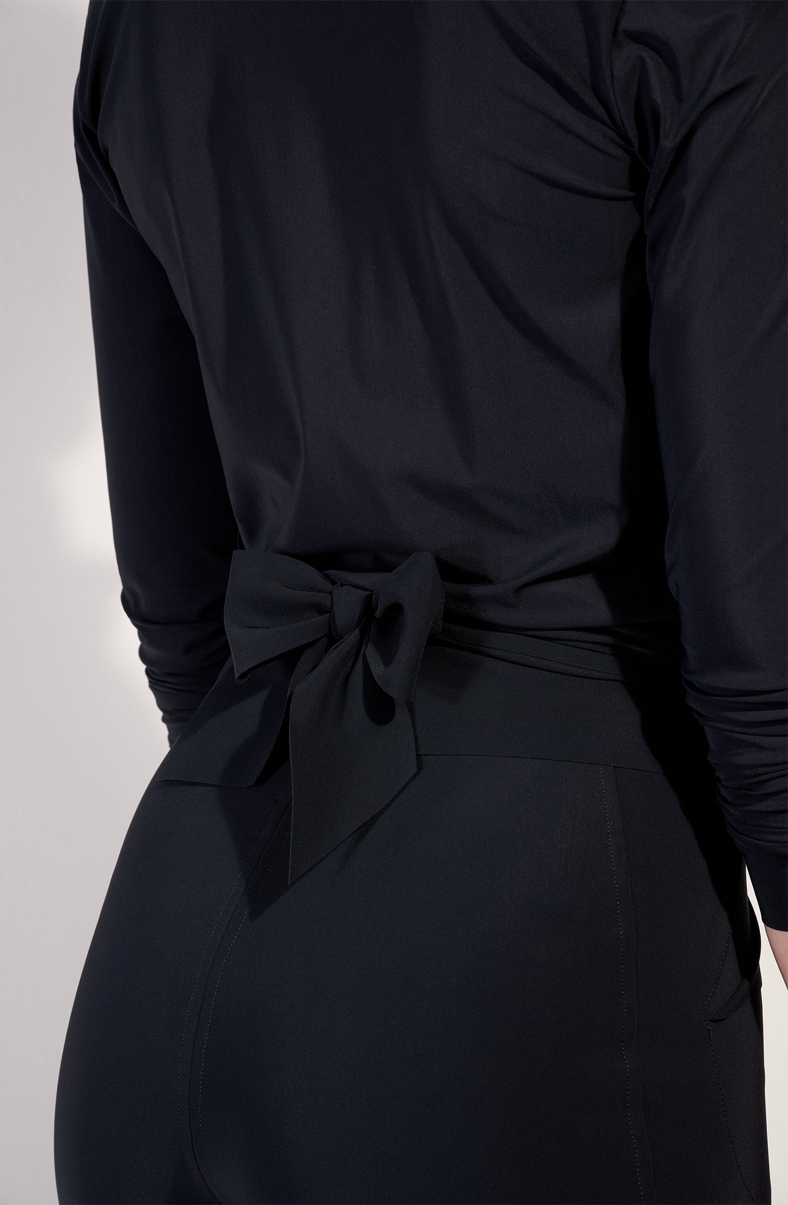 ely - black