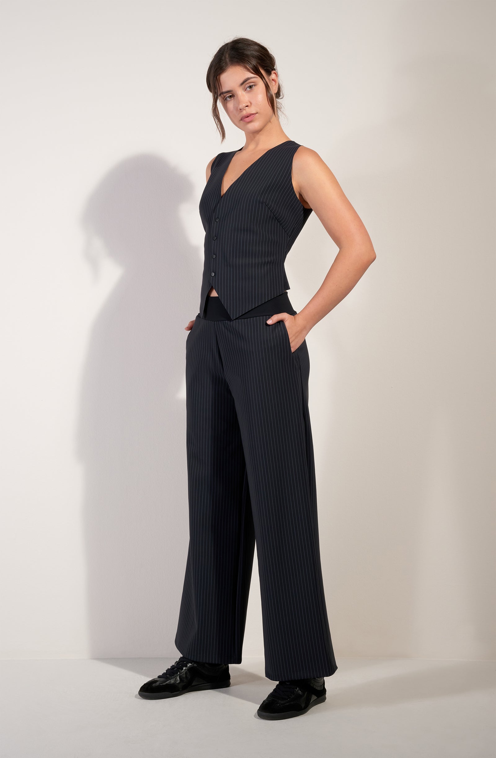 peryne - black striped