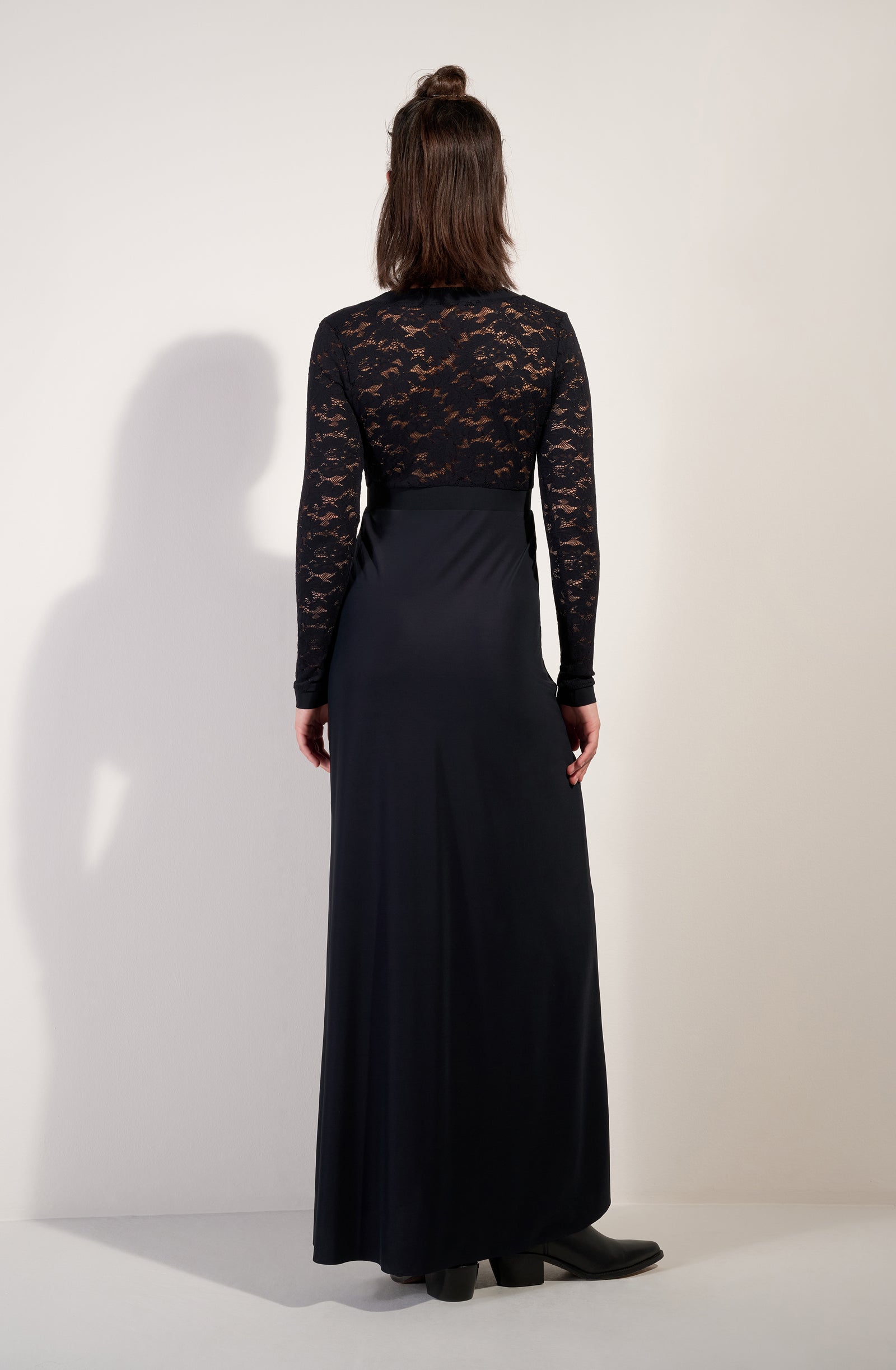 rokyia - black