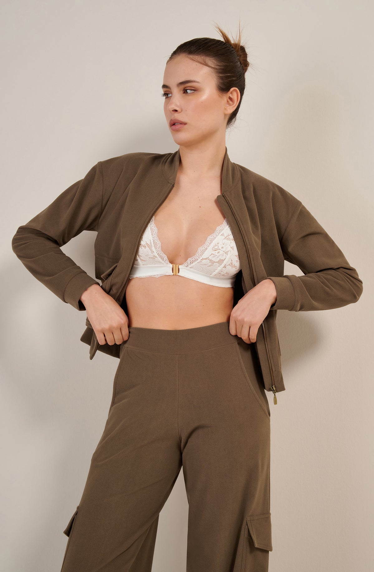 vaea bomber taupe en velours cotele