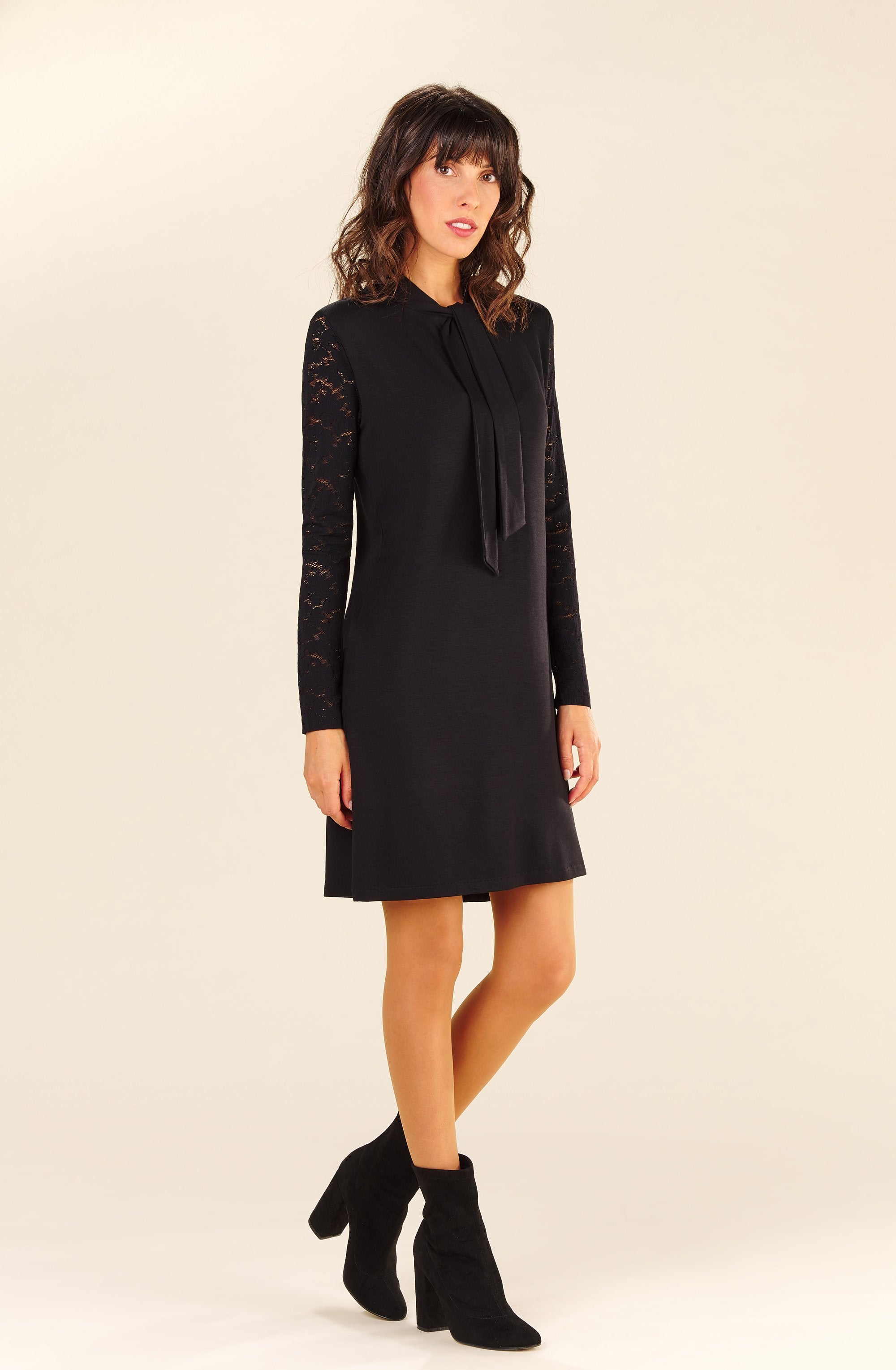 natti robe ample noire