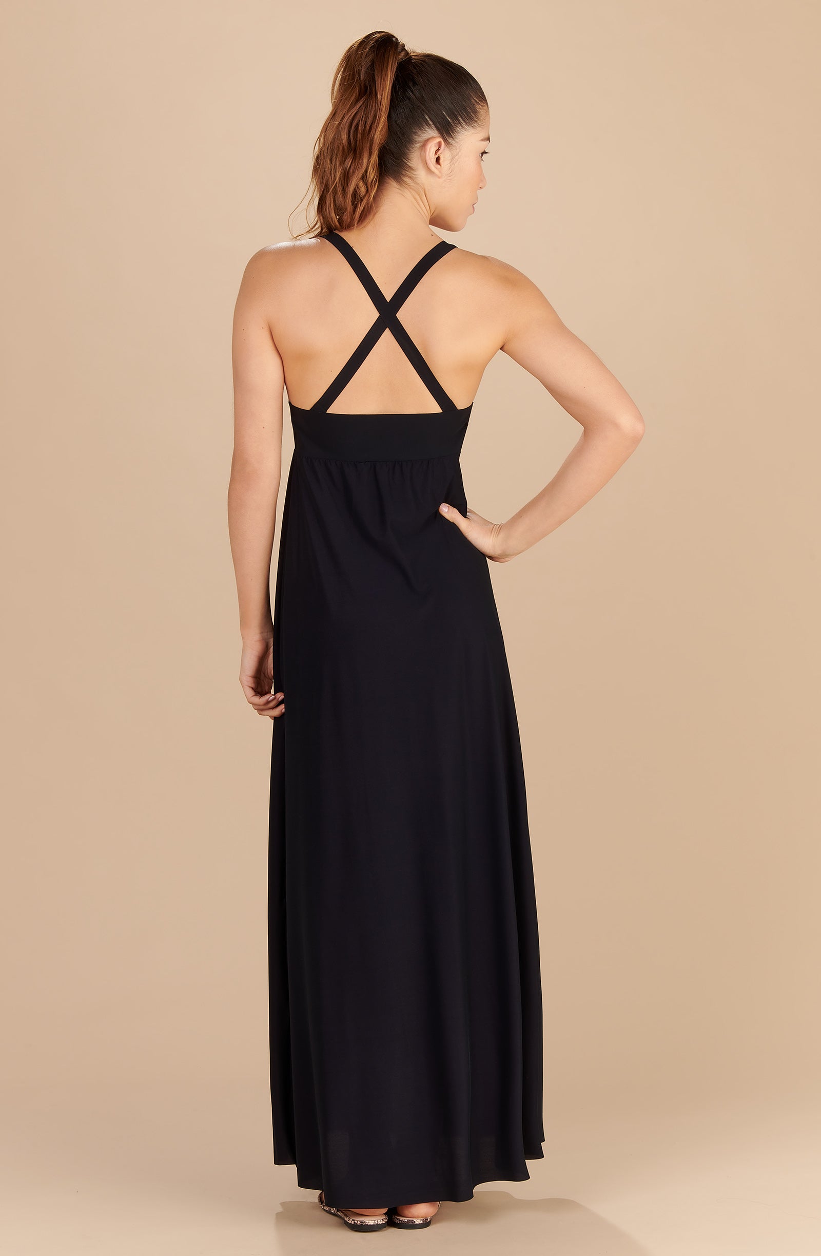 vick long black low neck dress